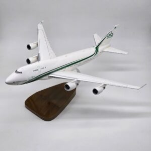 Kingdom holding KHC B747 (Handmade) - نموذج طائرة المملكة القابضة