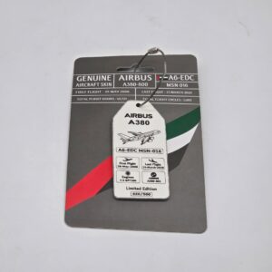 Emirates A380 Metal Tag - قطعه من طائرة